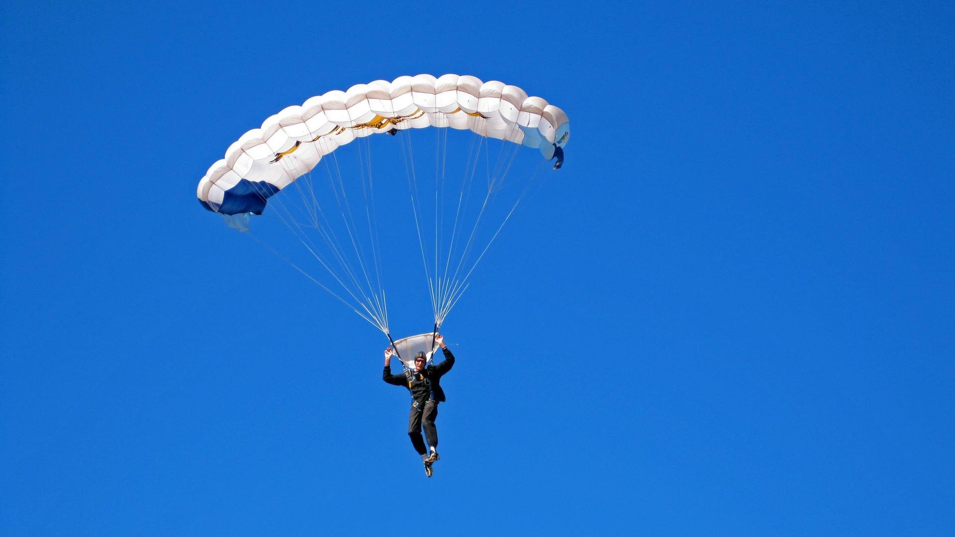 DB电竞直播平台入口-非洲雄狮的觉醒，几内亚稳扎稳打撼动法国，阿劳霍末节统治诠释新篮球哲学