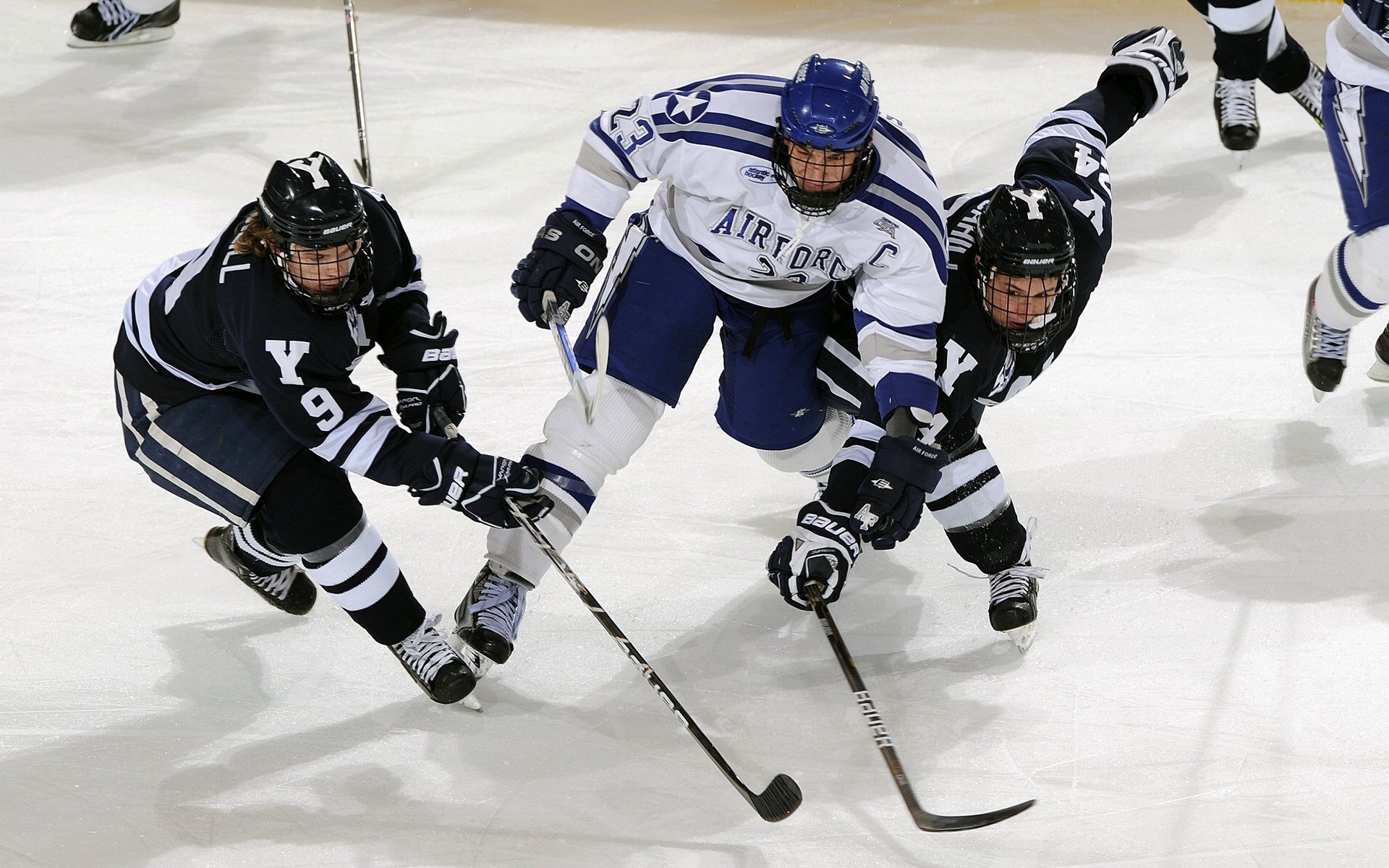DB电竞解说-黄蜂蜂芒毕露，贝恩关键一击终结湖人连胜