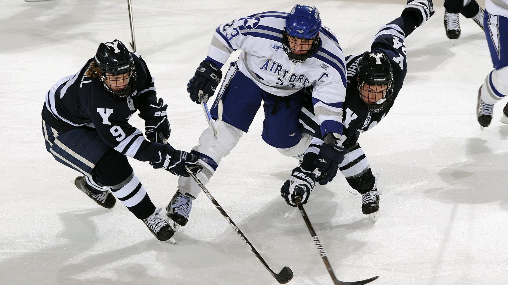哈兰德独造三球闪耀全场，利物浦4-0完胜莱比锡红牛展现欧冠统治力